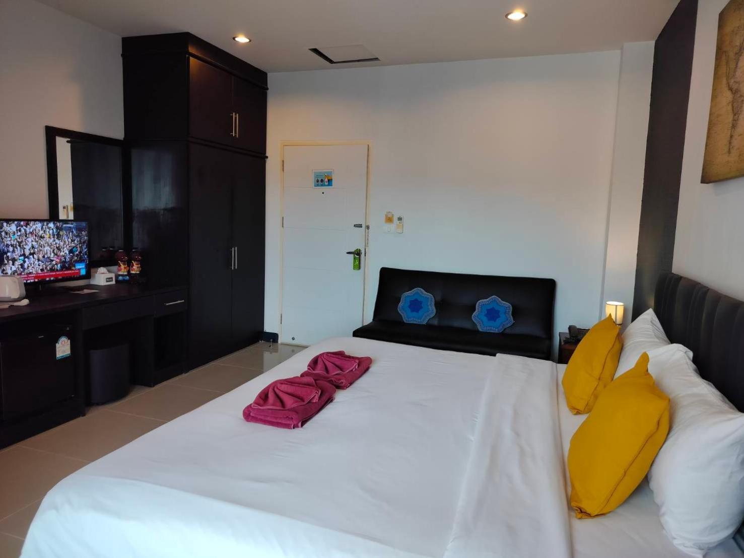 May House Karon Beach Ban Karon Exterior foto